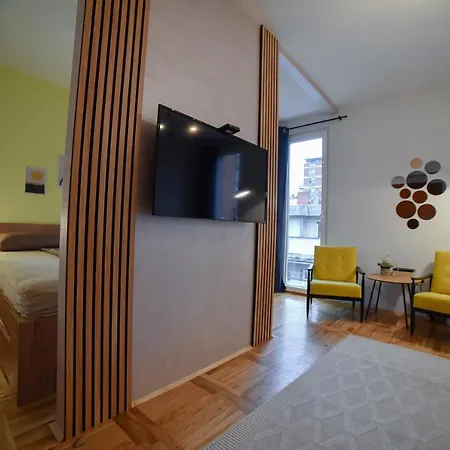 Megdan - Stan Na Dan Apartment Uzice Exterior photo
